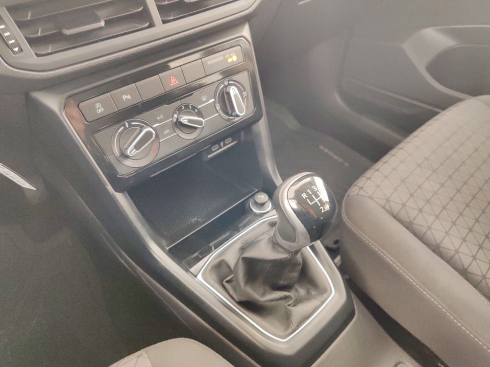 Volkswagen T-Cross usata a Massa-Carrara (11)
