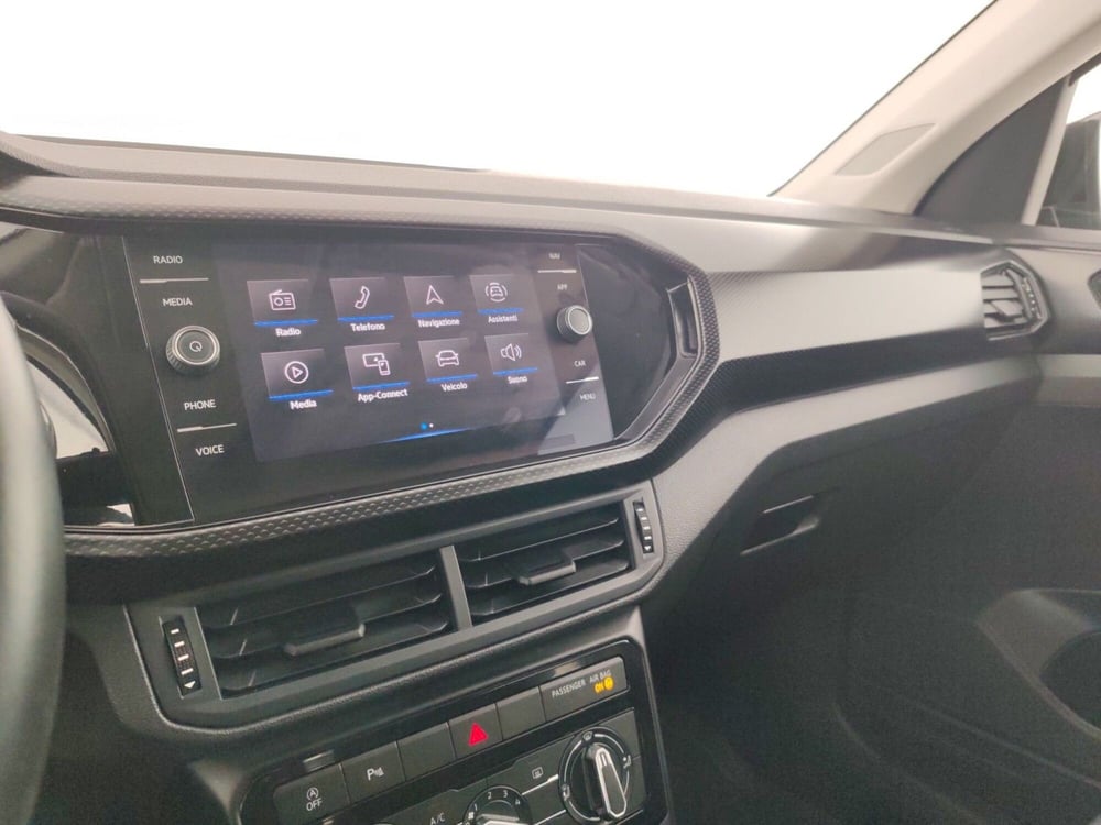 Volkswagen T-Cross usata a Massa-Carrara (12)