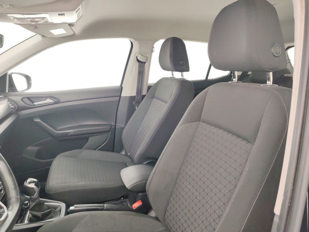 Volkswagen T-Cross usata a Massa-Carrara (9)