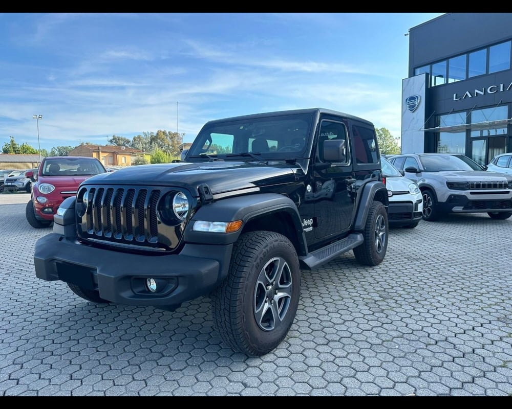 Jeep Wrangler usata a Lucca (3)