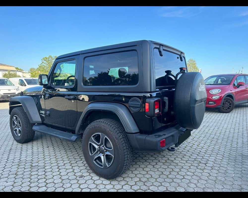 Jeep Wrangler usata a Lucca (5)