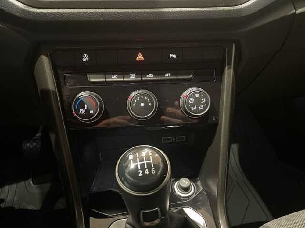 Volkswagen T-Roc usata a Prato (18)