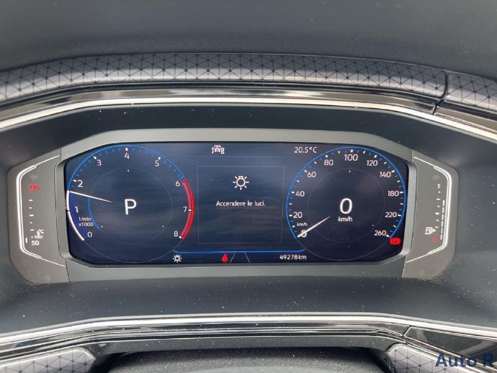 Volkswagen T-Cross usata a Potenza (13)