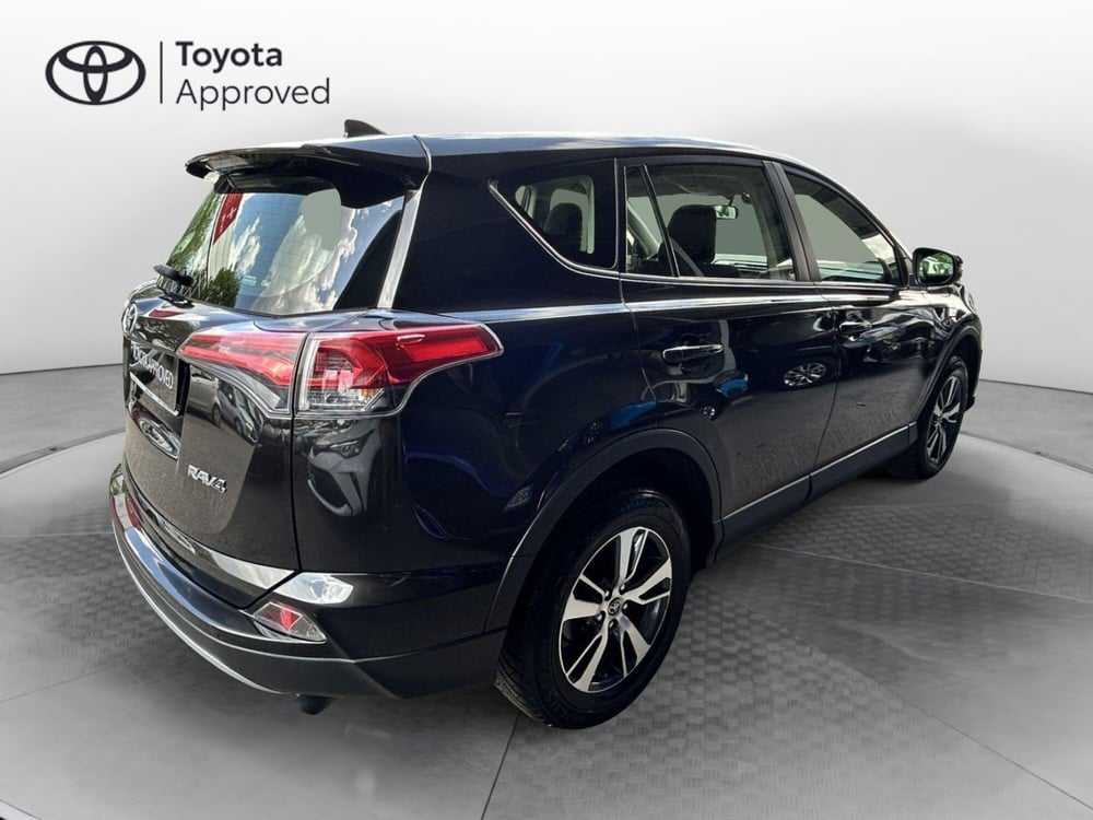 Toyota Rav4 usata a Bergamo (19)