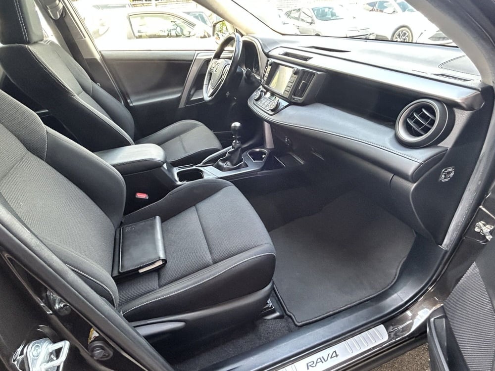Toyota Rav4 usata a Bergamo (7)