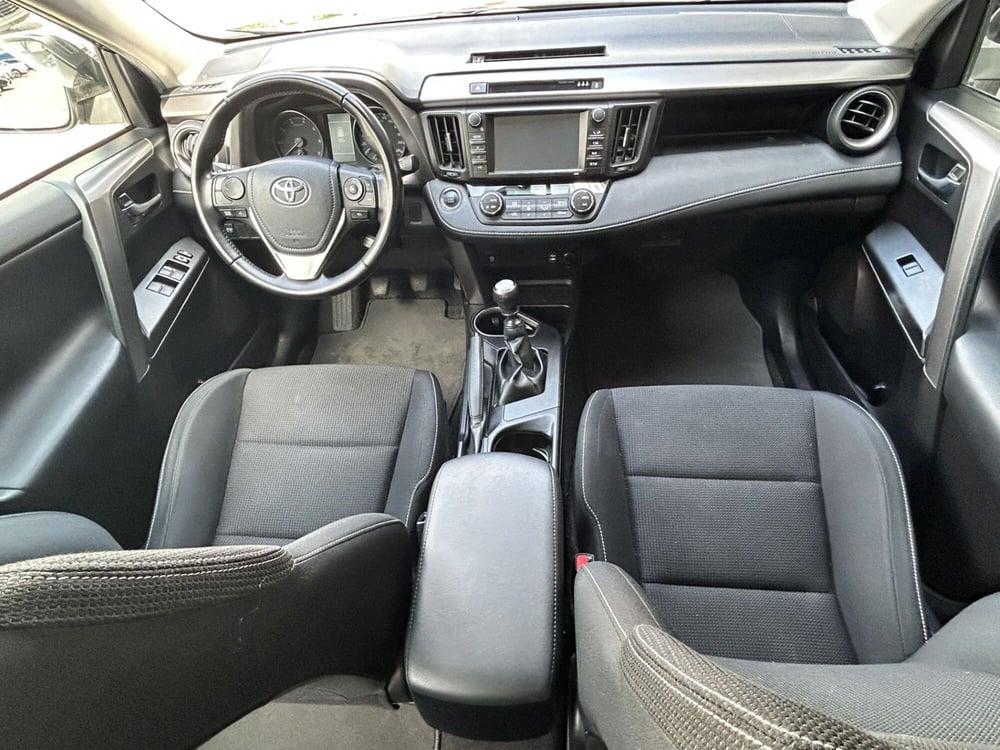 Toyota Rav4 usata a Bergamo (8)