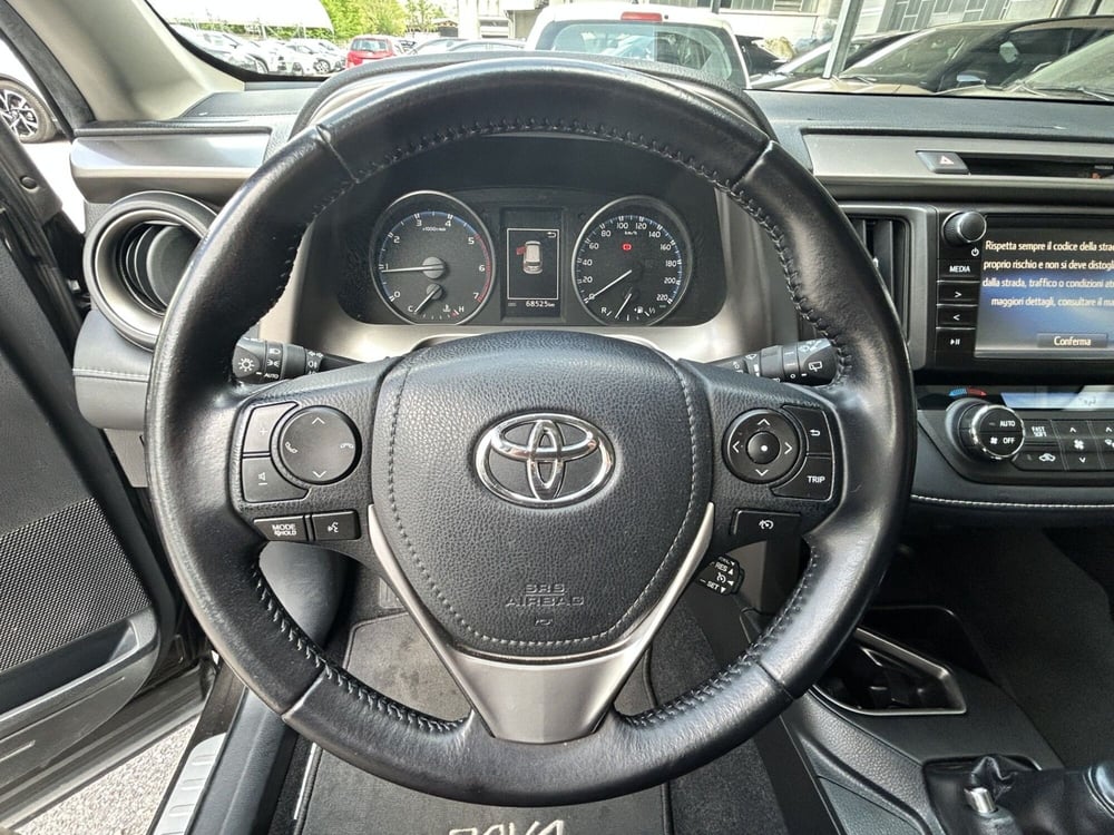 Toyota Rav4 usata a Bergamo (9)