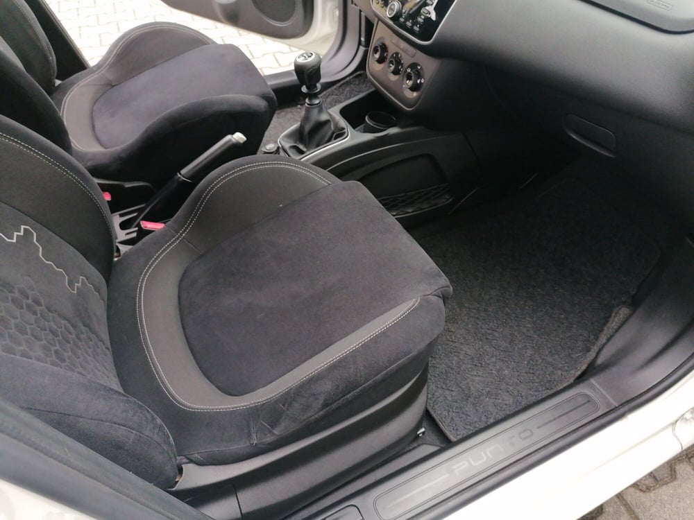 Fiat Punto usata a Brescia (10)