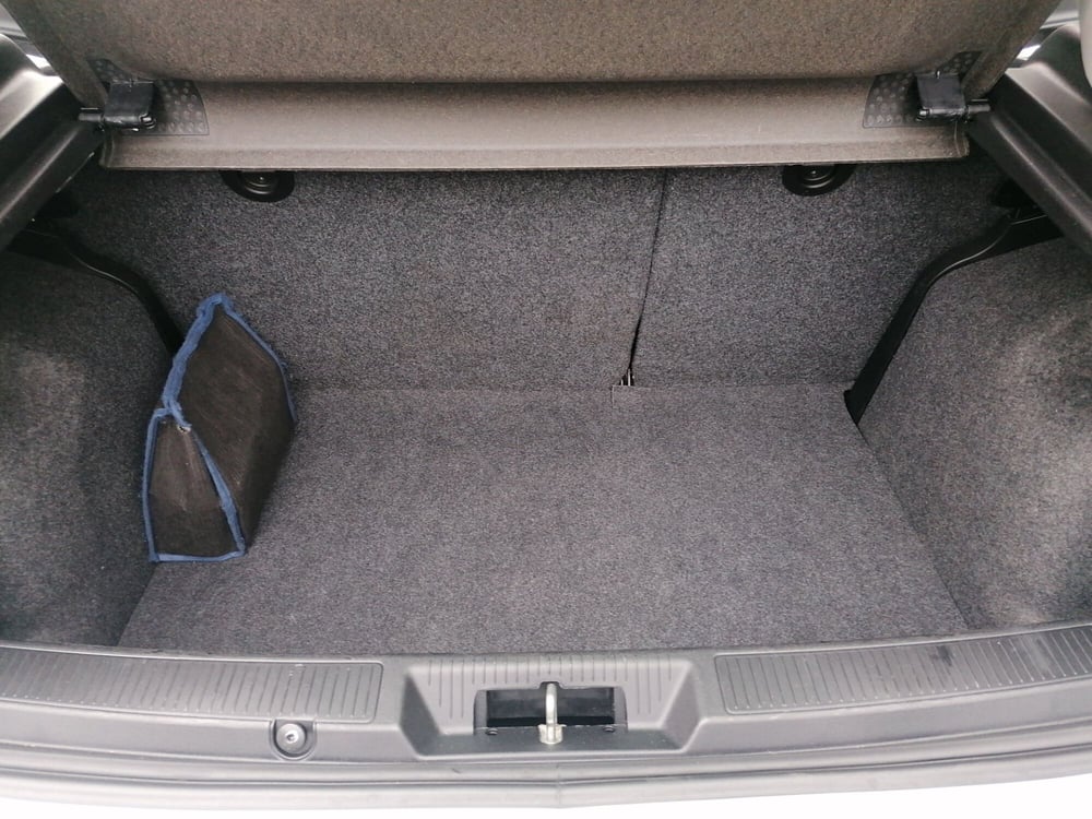 Fiat Punto usata a Brescia (12)