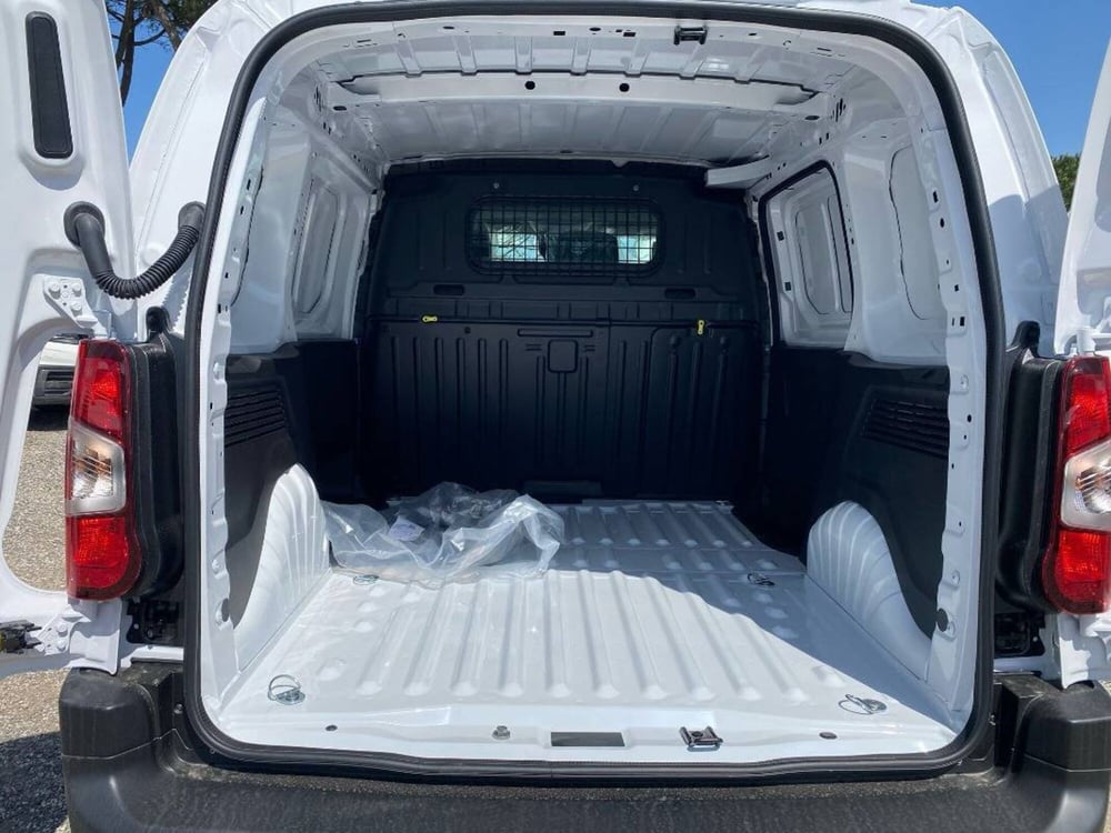 Fiat Doblò nuova a Salerno (12)