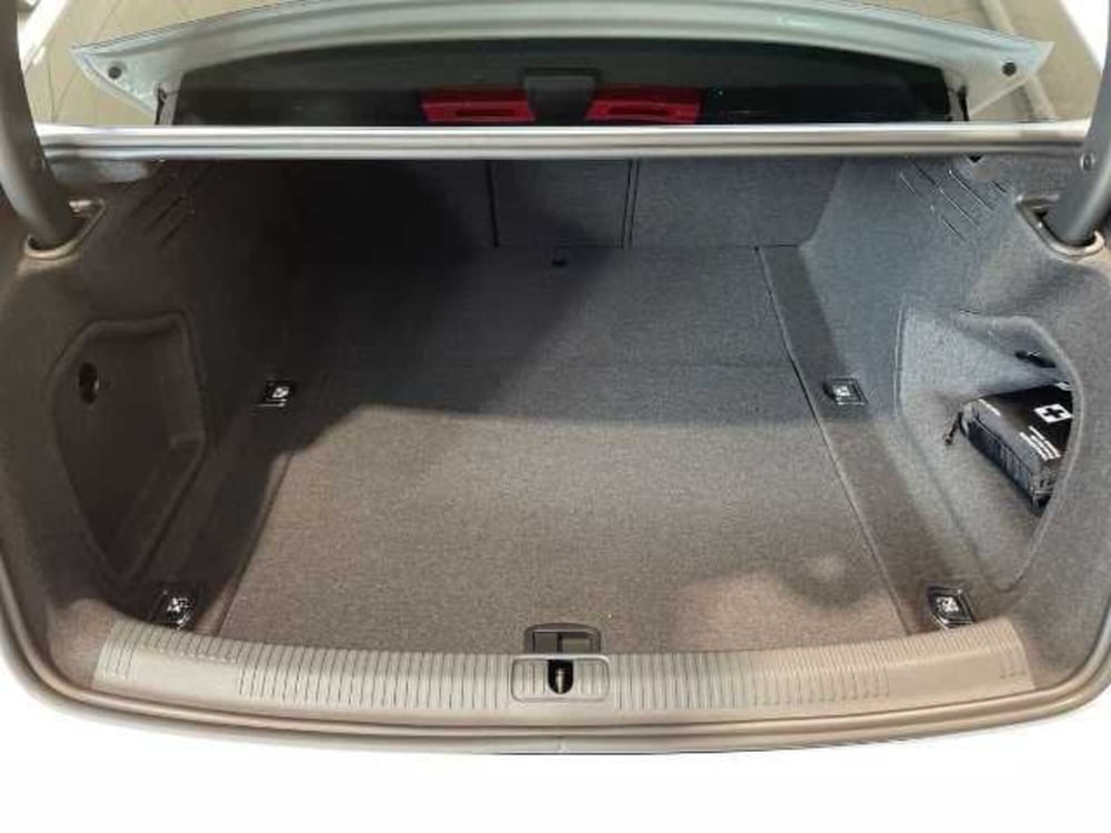 Audi A4 nuova a Prato (15)