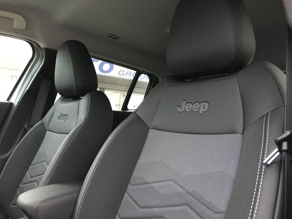 Jeep Avenger nuova a Cuneo (10)