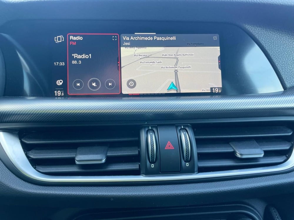 Alfa Romeo Stelvio usata a Ancona (16)