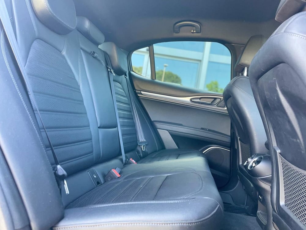 Alfa Romeo Stelvio usata a Ancona (20)