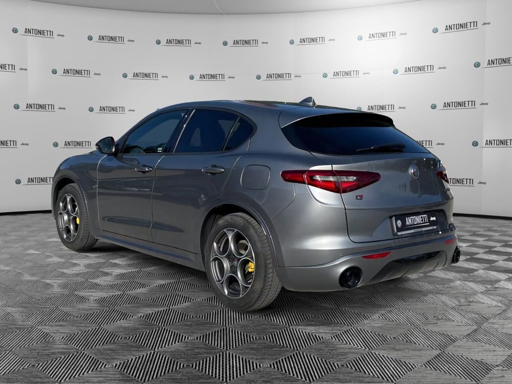 Alfa Romeo Stelvio usata a Ancona (7)
