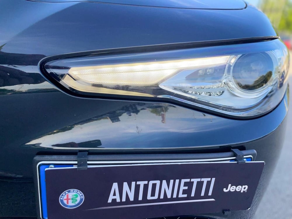 Alfa Romeo Giulia usata a Ancona (10)