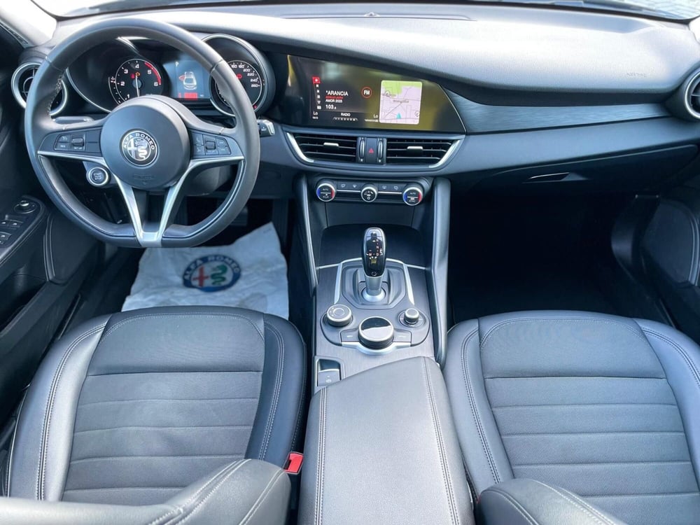 Alfa Romeo Giulia usata a Ancona (12)