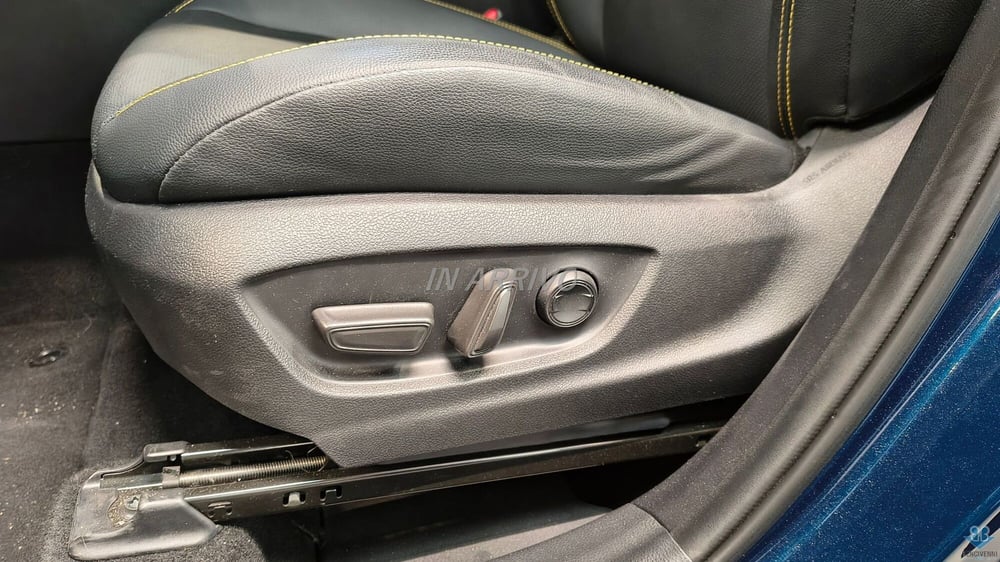 Toyota Toyota C-HR usata a Catanzaro (16)