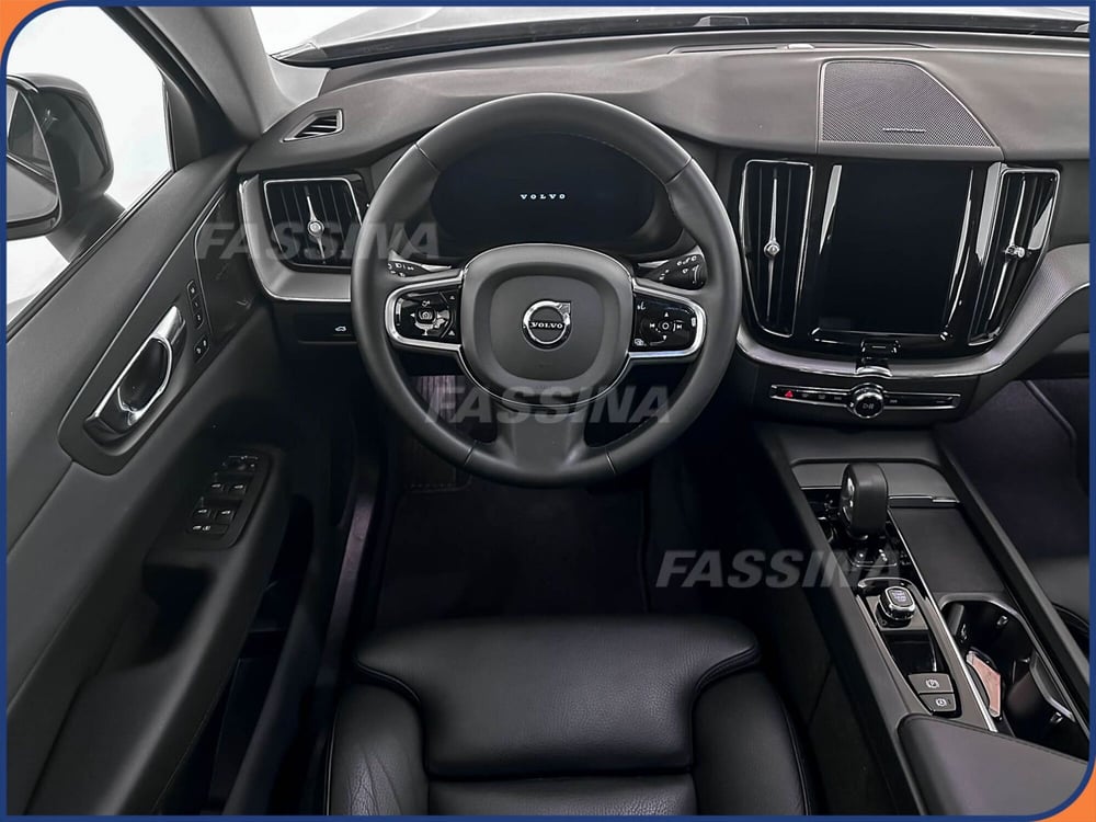 Volvo XC60 usata a Milano (10)