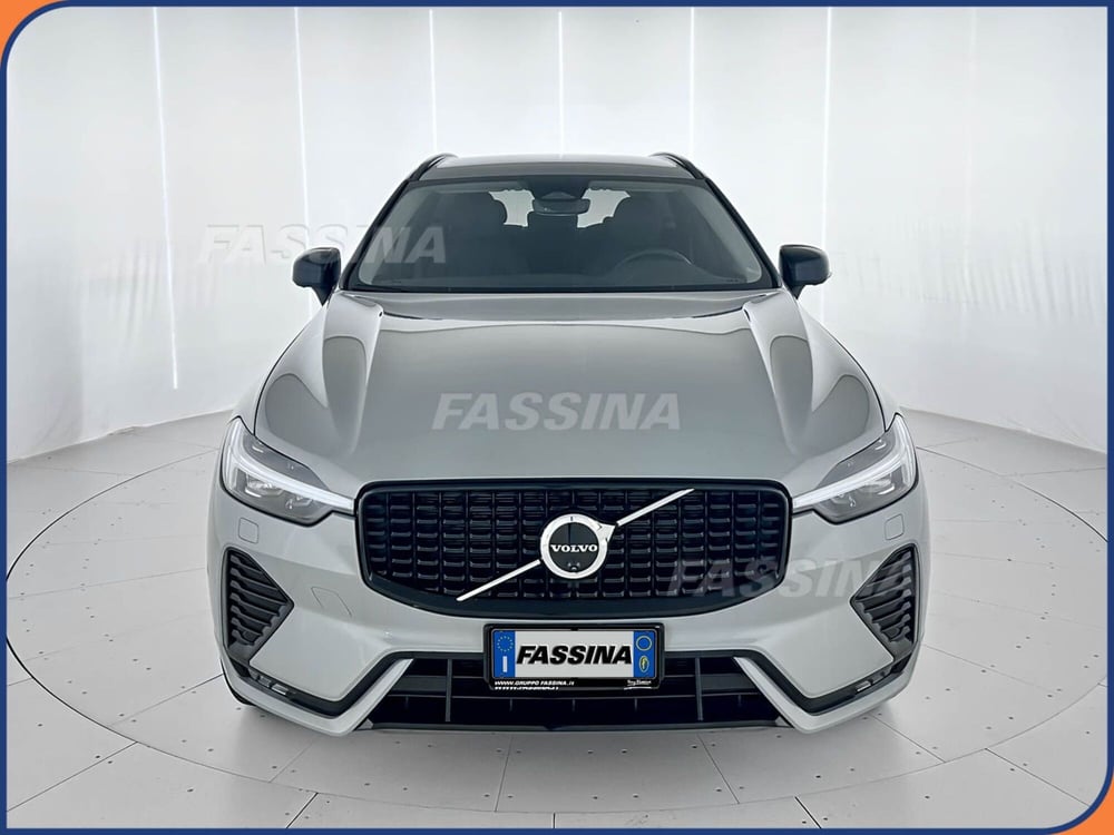 Volvo XC60 usata a Milano (2)