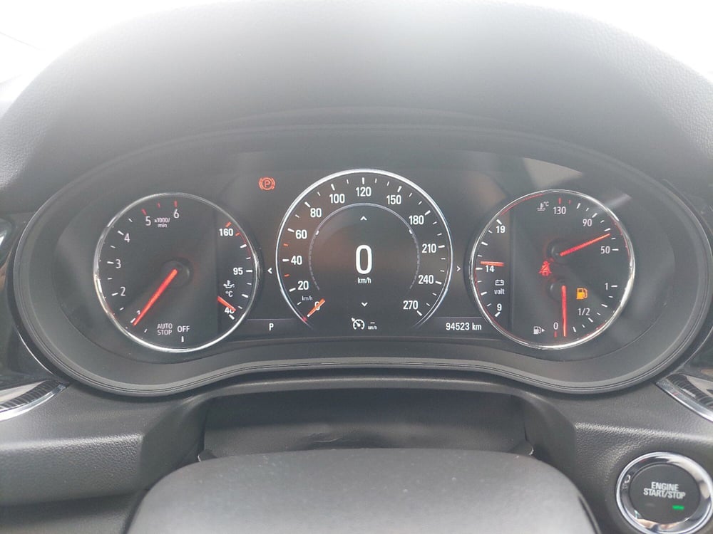 Opel Insignia Station Wagon usata a Piacenza (18)