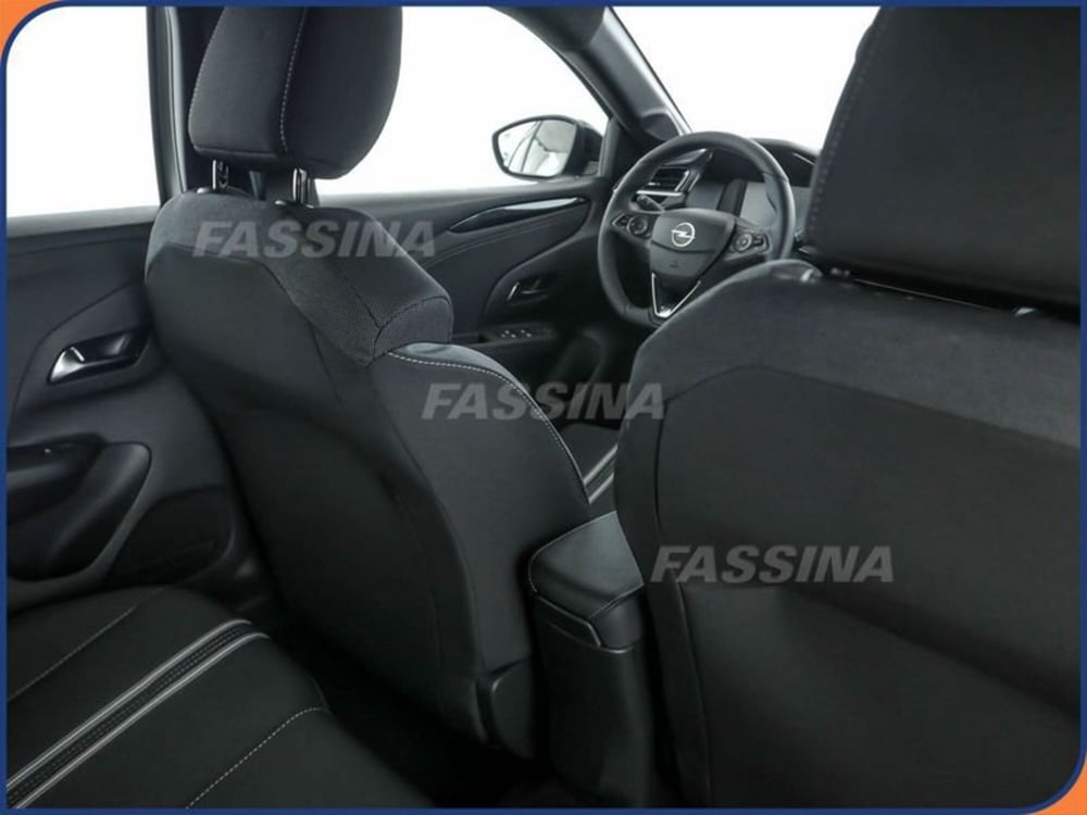 Opel Corsa usata a Milano (11)