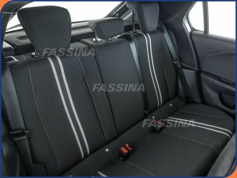 Opel Corsa usata a Milano (12)