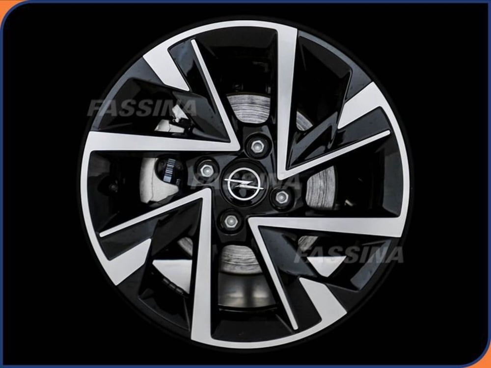 Opel Corsa usata a Milano (7)