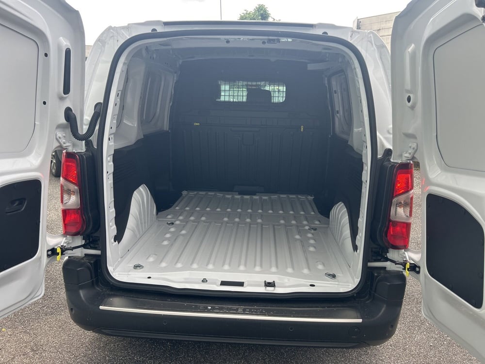 Toyota Proace City nuova a Bergamo (8)