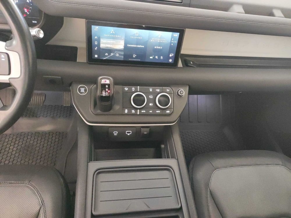 Land Rover Defender usata a Perugia (4)