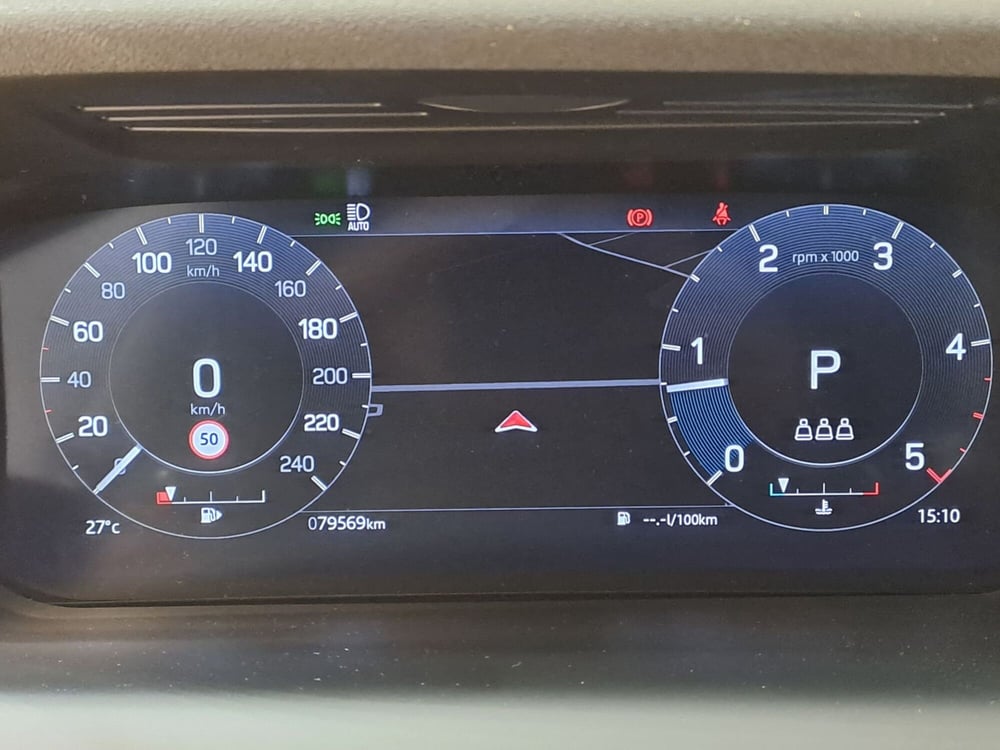 Land Rover Discovery Sport usata a Pavia (13)