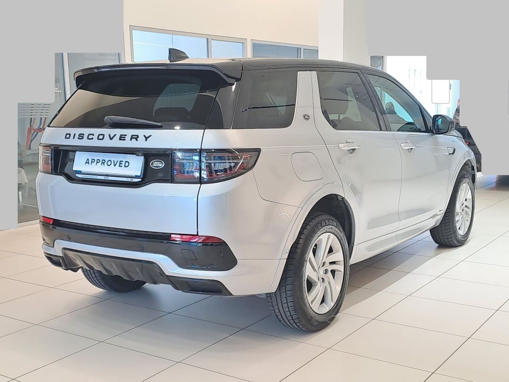 Land Rover Discovery Sport usata a Pavia (2)