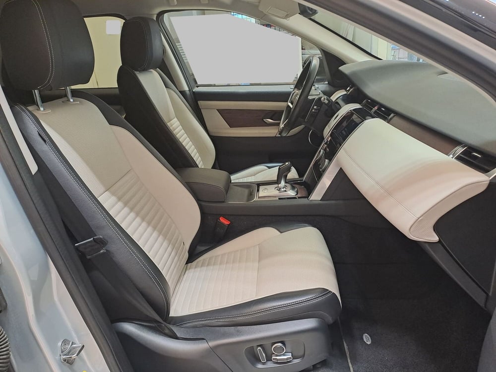 Land Rover Discovery Sport usata a Pavia (3)