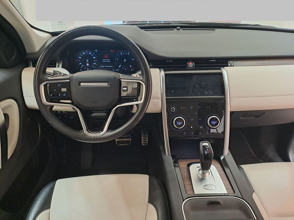 Land Rover Discovery Sport usata a Pavia (4)