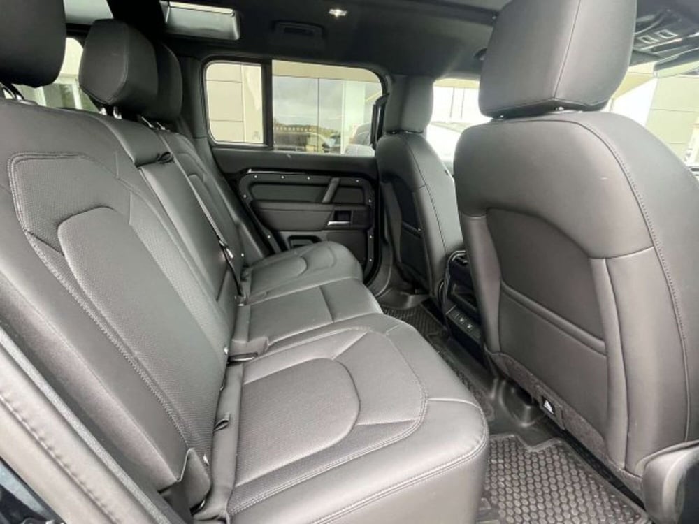 Land Rover Defender usata a Firenze (11)
