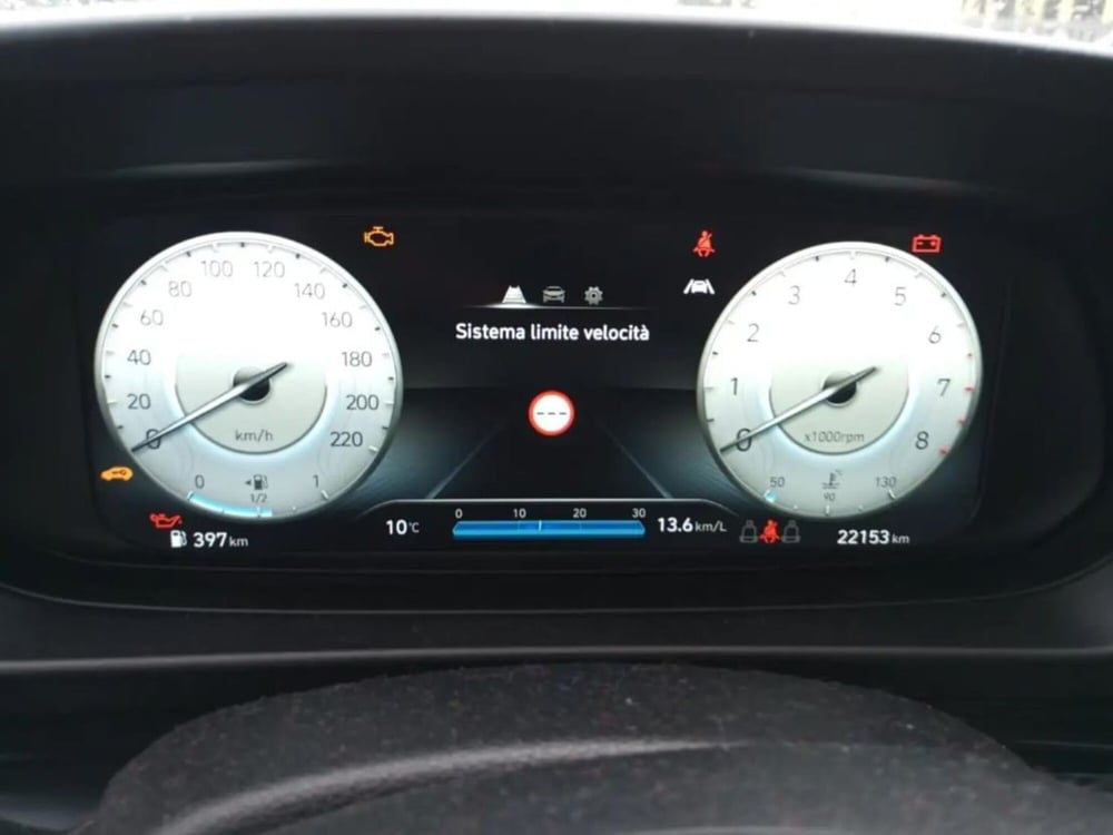 Hyundai Bayon usata a Latina (8)