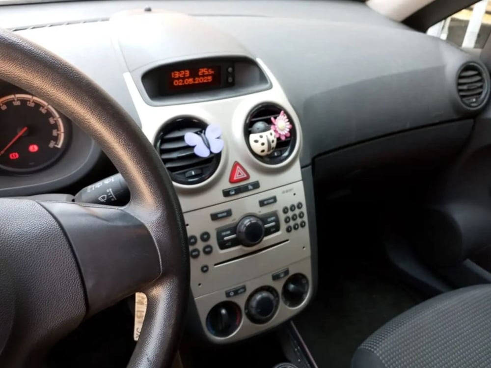 Opel Corsa usata a Latina (4)