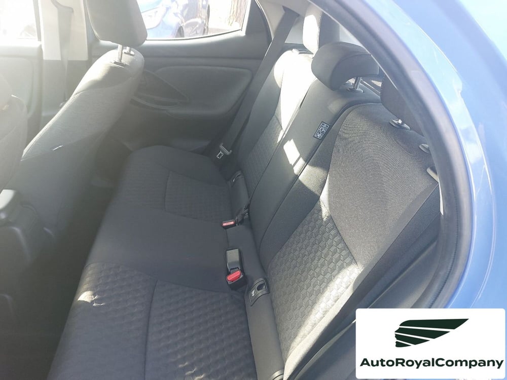 Toyota Yaris usata a Roma (15)
