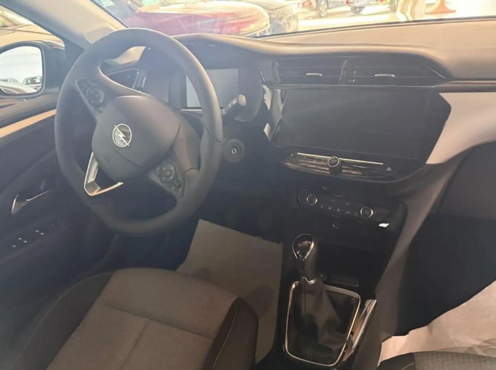 Opel Corsa nuova a Latina (5)