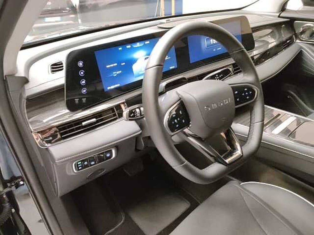 Omoda Omoda 5 EV usata a Teramo (11)