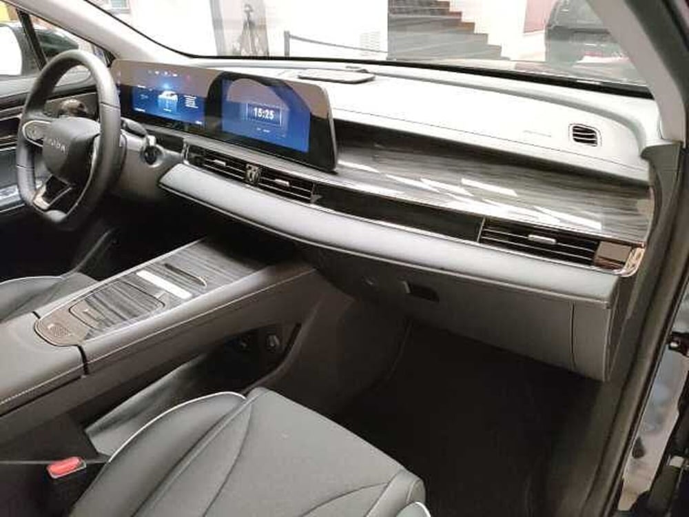 Omoda Omoda 5 EV usata a Teramo (12)