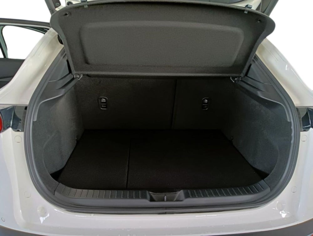 Mazda CX-30 usata a Milano (12)