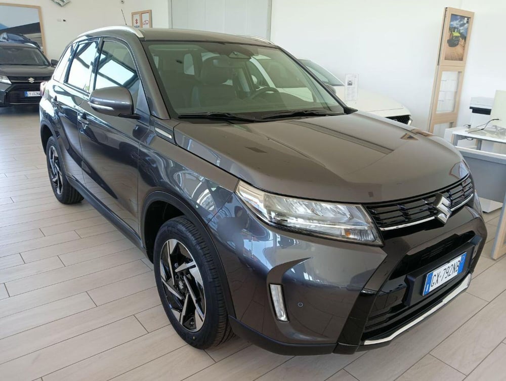 Suzuki Vitara nuova a Milano (3)