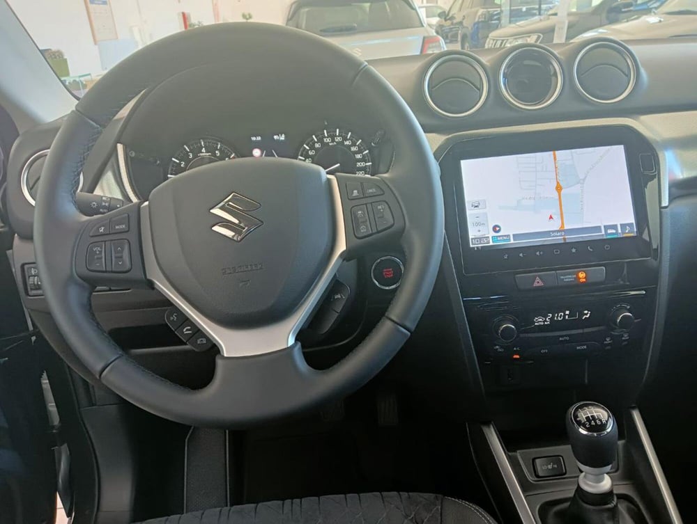 Suzuki Vitara nuova a Milano (5)