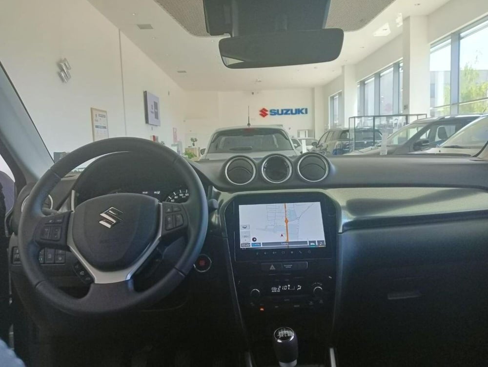 Suzuki Vitara nuova a Milano (7)