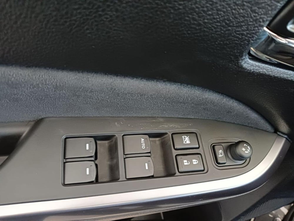 Suzuki Vitara nuova a Milano (9)