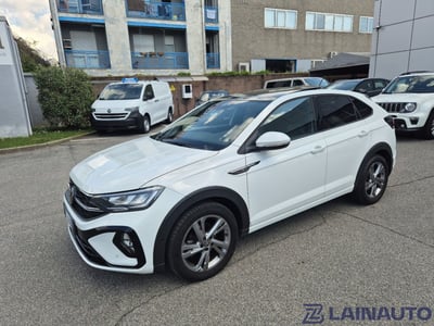 Volkswagen Taigo 1.0 TSI 110 CV DSG R-Line del 2022 usata a Lainate