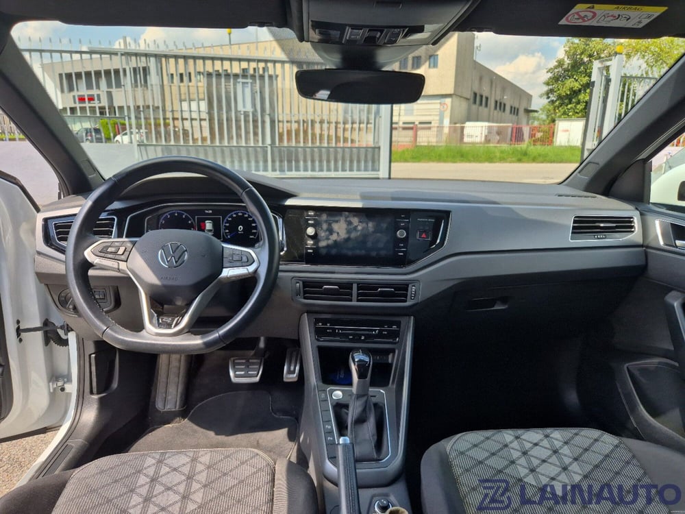 Volkswagen Taigo usata a Milano (16)