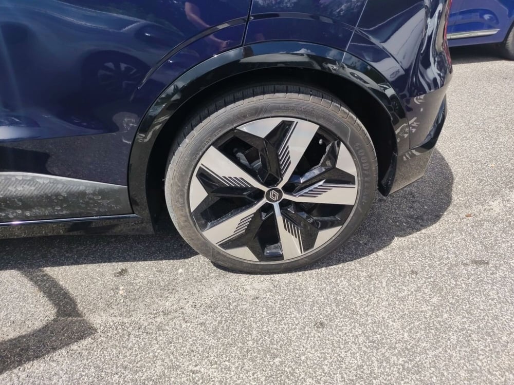 Renault Megane E-Tech Electric nuova a Roma (20)
