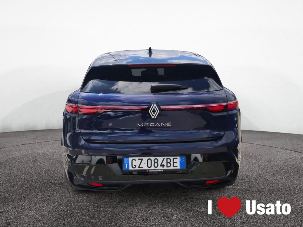 Renault Megane E-Tech Electric nuova a Roma (5)
